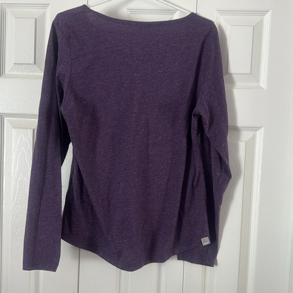 BNWOT Bench Long Sleeve Shirt Size XL❤️❤️ - Picture 2 of 4